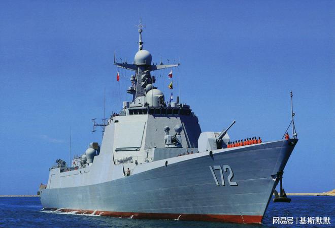 对比中国海军首次站在世界之巅振奋人心中美新锐驱逐舰数量(图3)