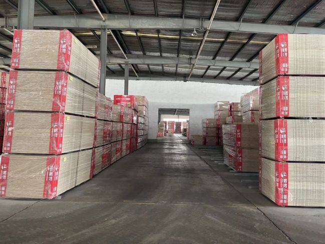 揭晓：行业巨头与新势力激烈角逐2025年度衣柜定制品牌排行榜(图1)